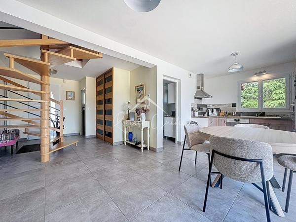 Millau (12100) VILLA T6 136 M² SUR SON TERRAIN DE 1199 M²