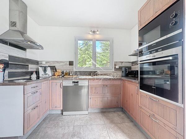 Millau (12100) VILLA T6 136 M² SUR SON TERRAIN DE 1199 M²