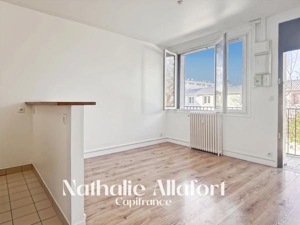 Appartement à vendre 2 pièces VILLEJUIF (94)
