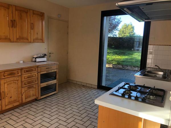 Maison 3 pièces avec cour privative à Baugé-en-Anjou