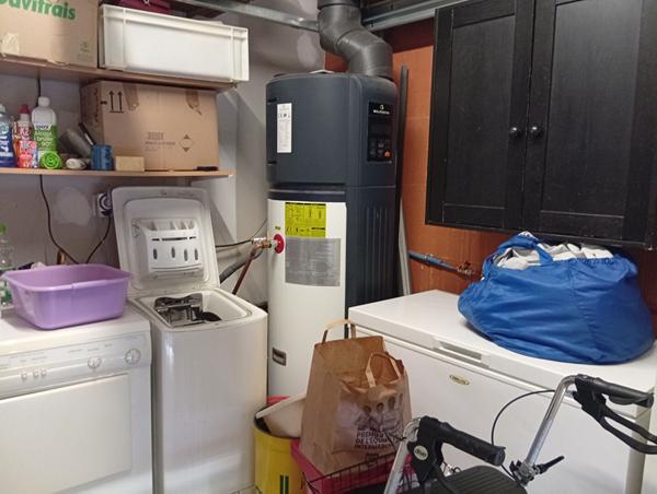 Latour bas Elne, quartier calme, villa 3 faces en plain pied de 2016 avec 3 chambres dont une suite parentale....