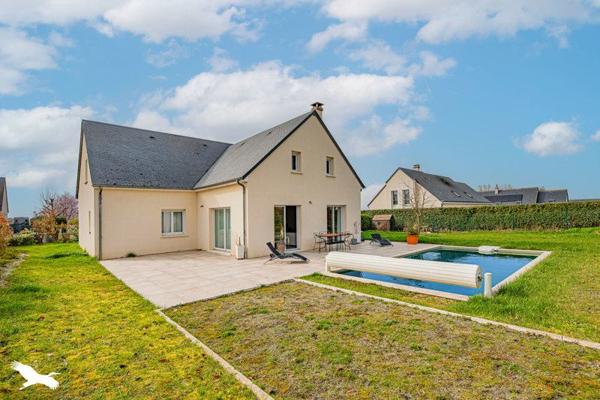 Maison à vendre |  Chargé |  7 pièces | 208 m²