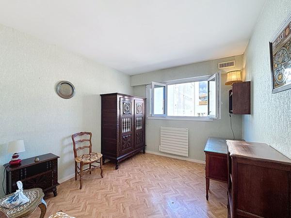 Appartement Les Sables D Olonne Kennedy 3 pièces 67.51 m² terrasse cave parking