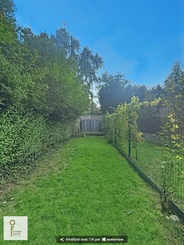 DEMEURE BOURGEOISE AVEC JARDIN À BARBIEUX