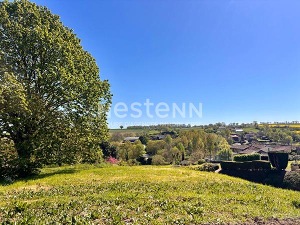 Maison en pierre à rénover avec Grange et terrain constructible ! D6034