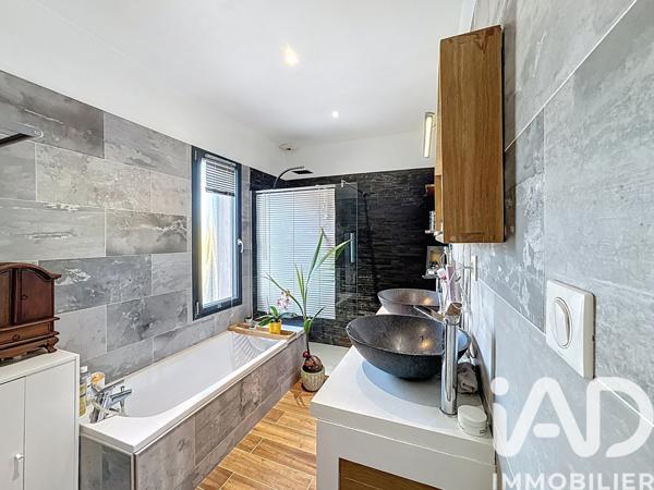 Maison à vendre 4 pièces 100 m² Six-Fours-les-Plages