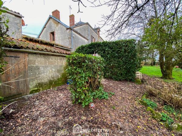 Maison de village 120 m² à Pouzauges 85700