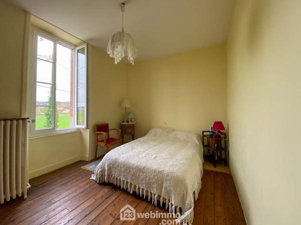 Maison de village 120 m² à Pouzauges 85700