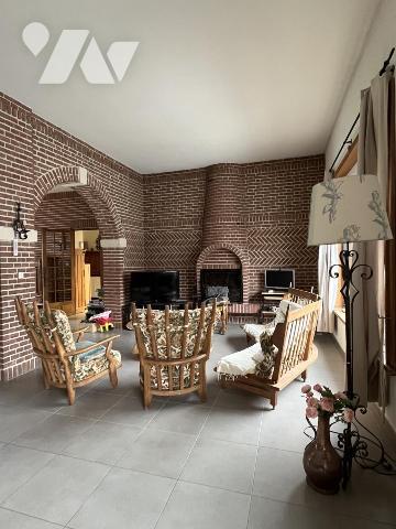 A VENDRE - DEMEURE SUR MONS EN BAROEUL