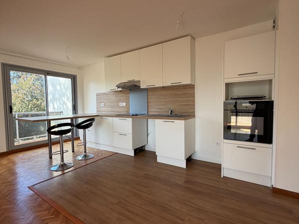 Spacieux appartement 3 pièces et garage fermé  Olivet val
