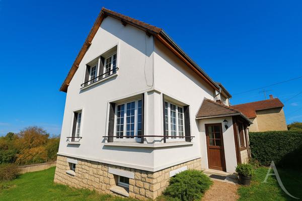 Maison à Mantes La Jolie sur S/sol total, 3 chambres et environ 230m² de terrain