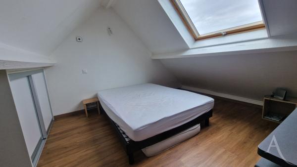 Maison à Mantes La Jolie sur S/sol total, 3 chambres et environ 230m² de terrain