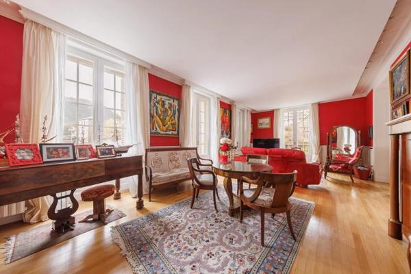 Demeure à vendre 8 pièces 261.42m² Mont-Dore (63240)