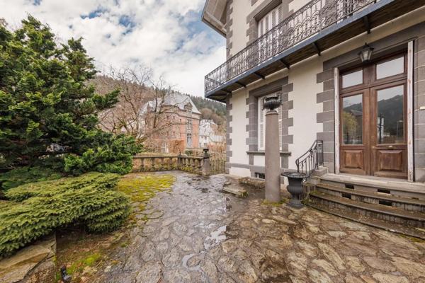 Demeure à vendre 8 pièces 261.42m² Mont-Dore (63240)