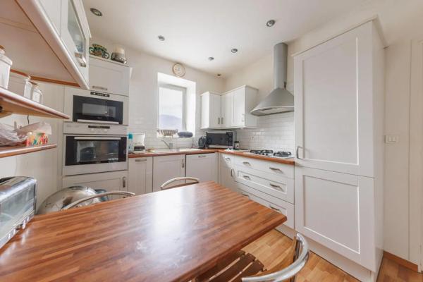Demeure à vendre 8 pièces 261.42m² Mont-Dore (63240)