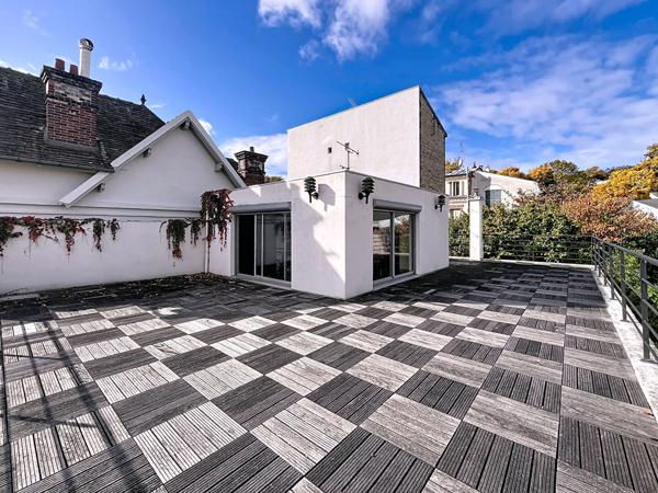Bureau Suresnes 5 pièce(s) 230 m2