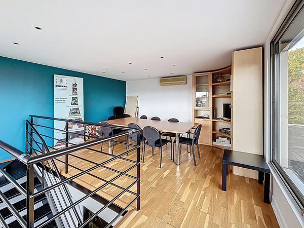 Bureau Suresnes 5 pièce(s) 230 m2