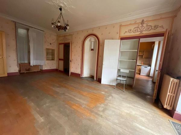 Maison en centre ville, gros potentiel
