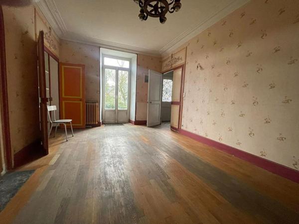 Maison en centre ville, gros potentiel