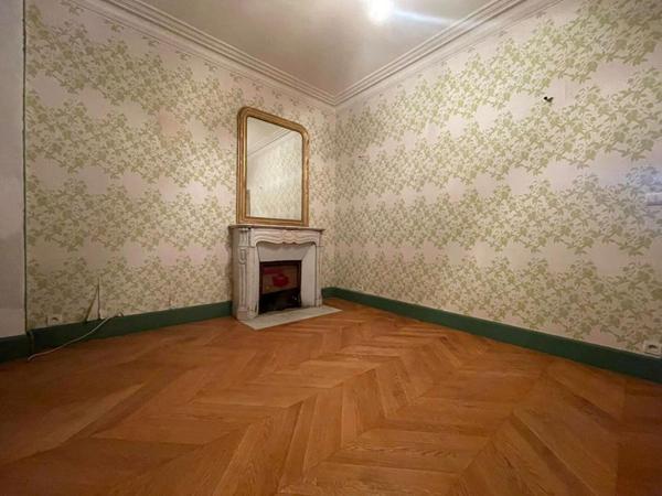 Maison en centre ville, gros potentiel
