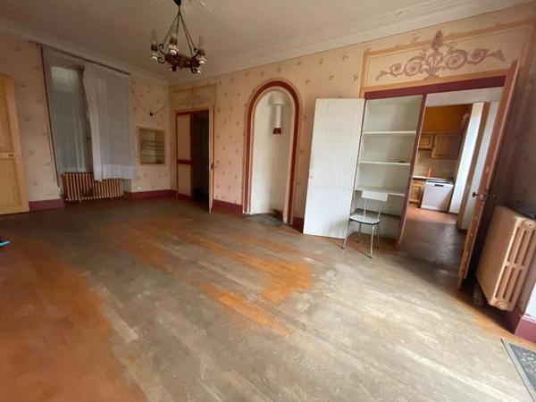 Maison en centre ville, gros potentiel