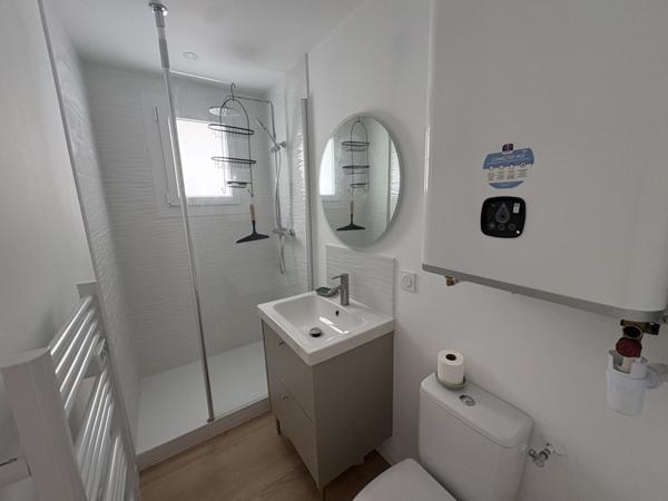 Appartement à louer 850 € CC Pessac 2 p 38 m² DPE D