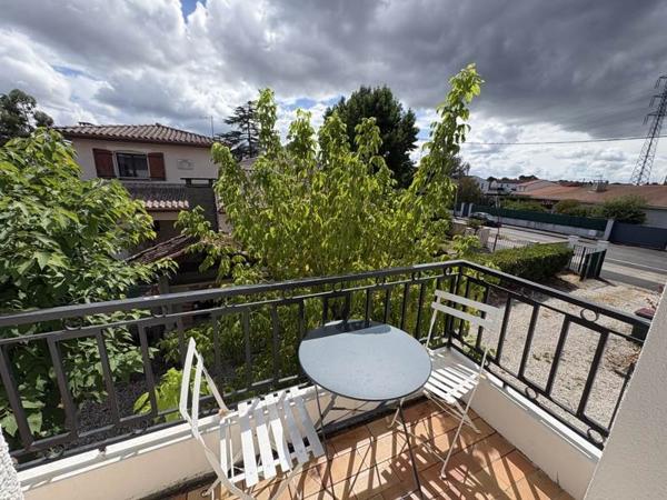 Appartement à louer 850 € CC Pessac 2 p 38 m² DPE D