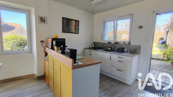 Maison à vendre 7 pièces 185 m² Saint-Pierre-le-Vieux