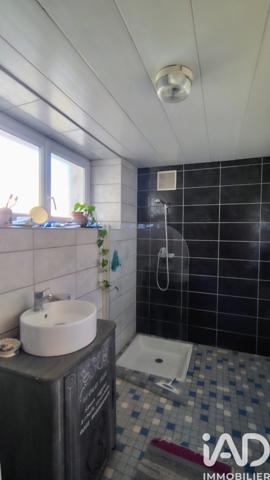 Maison à vendre 7 pièces 185 m² Saint-Pierre-le-Vieux