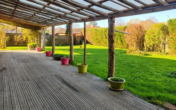 Maison à vendre    3 pièces •  Saint-Astier