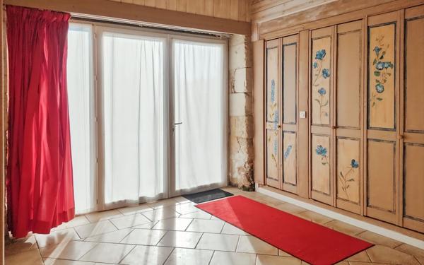 Maison à vendre    3 pièces •  Saint-Astier