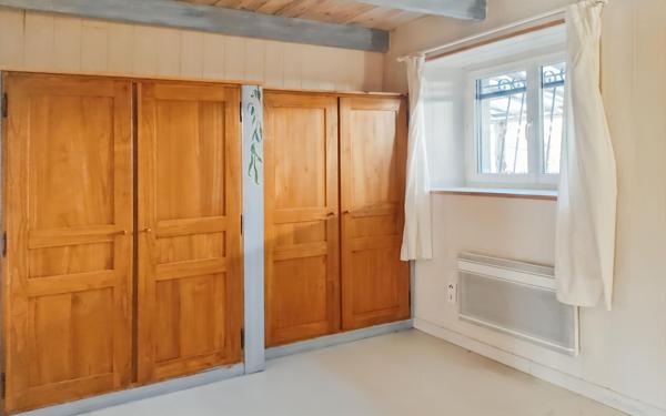 Maison à vendre    3 pièces •  Saint-Astier