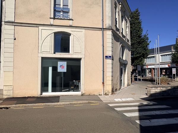 Local commercial centre ville excellente visibilité , ChÂteau-gontier-sur-mayenne
