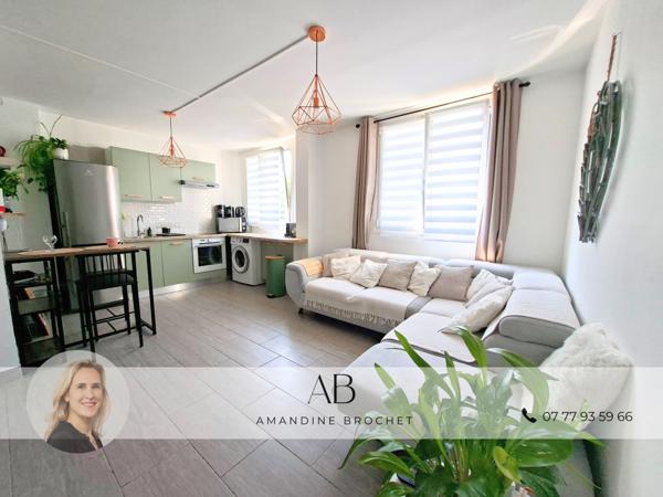 Appartement
         2 pièces
        - 37 m² Exclusivité 205 000 € *