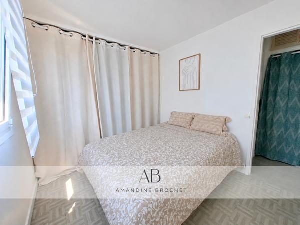 Appartement
         2 pièces
        - 37 m² Exclusivité 205 000 € *