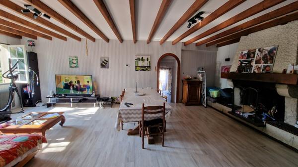 Maison  7 pièce(s)  4 chambre(s)  123 m²