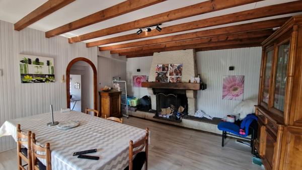 Maison  7 pièce(s)  4 chambre(s)  123 m²