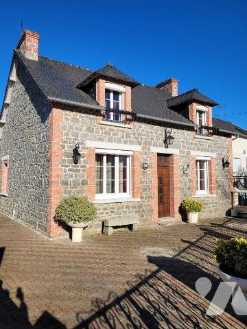 Maison à vendre à Pleurtuit (35730) en Ille-et-Vilaine (35)

Située sur la commune de Pleurtu...