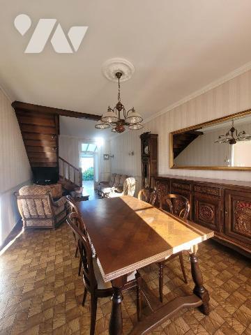 Maison à vendre à Pleurtuit (35730) en Ille-et-Vilaine (35)

Située sur la commune de Pleurtu...