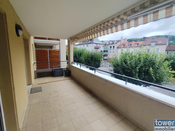 Appartement T4 avec terrasse, garage et parking