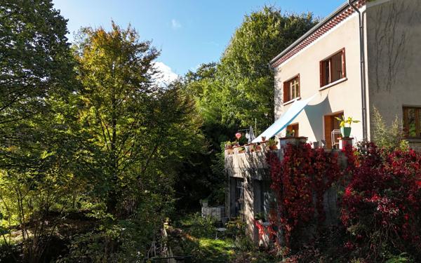 Maison à vendre    8 pièces • 191 m2 Vals-les-Bains
