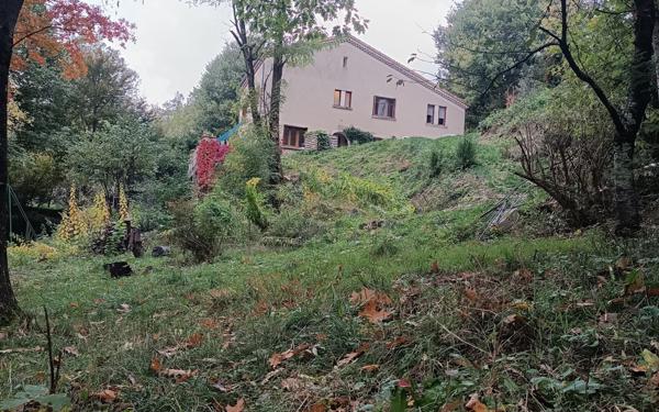 Maison à vendre    8 pièces • 191 m2 Vals-les-Bains