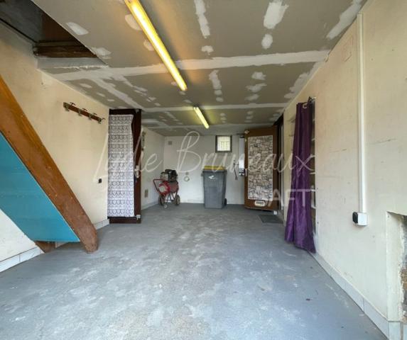 BELLE MAISON BRIARDE PROCHE ACCÈS A4