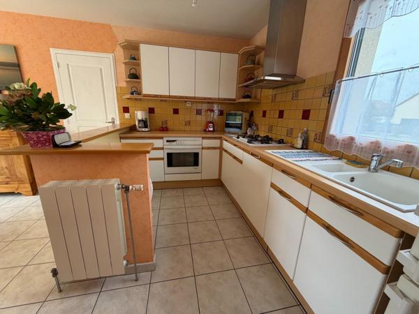 Maison à SARGE-LES-LE-MANS, 72190 - 5 pièces 102m²