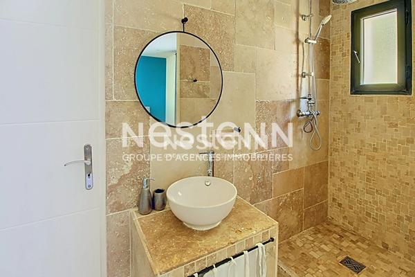 Maison à Lorgues de 130m2 de plain pied , Piscine BALI 8/4, terrain de 2000m2 ,quartier recherché!