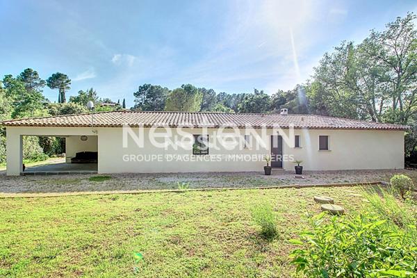 Maison à Lorgues de 130m2 de plain pied , Piscine BALI 8/4, terrain de 2000m2 ,quartier recherché!