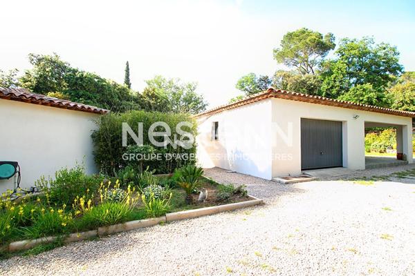 Maison à Lorgues de 130m2 de plain pied , Piscine BALI 8/4, terrain de 2000m2 ,quartier recherché!