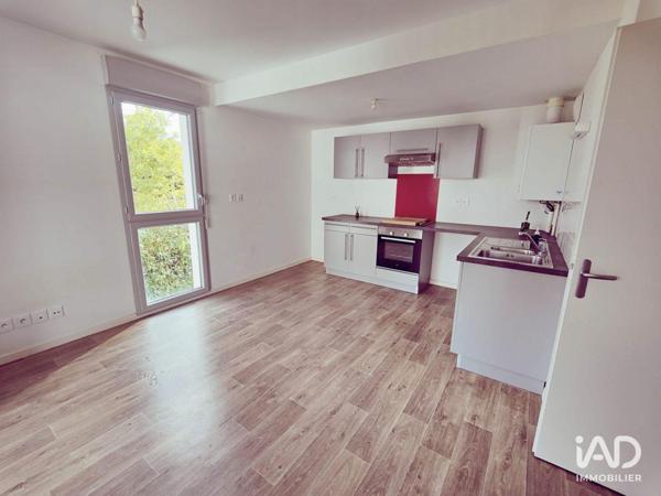 Location appartement 2 pièces 48 m² Tours