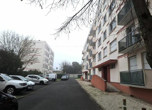 Appartement à louer    5 pièces • 86,54 m2 Pessac