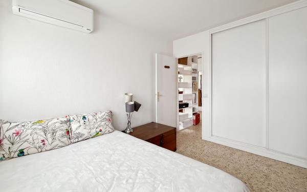 Appartement à vendre    2 pièces • 37 m2 Fréjus